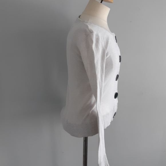 Simons cardigan Sweater Size S - Picture 7 of 11